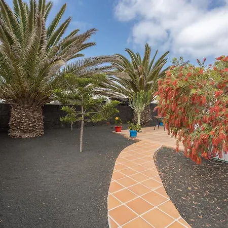 Lightbooking Gisher Lanzarote Chalet Playa Blanca (Lanzarote)