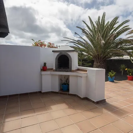 Lightbooking Gisher Lanzarote * Playa Blanca (Lanzarote)